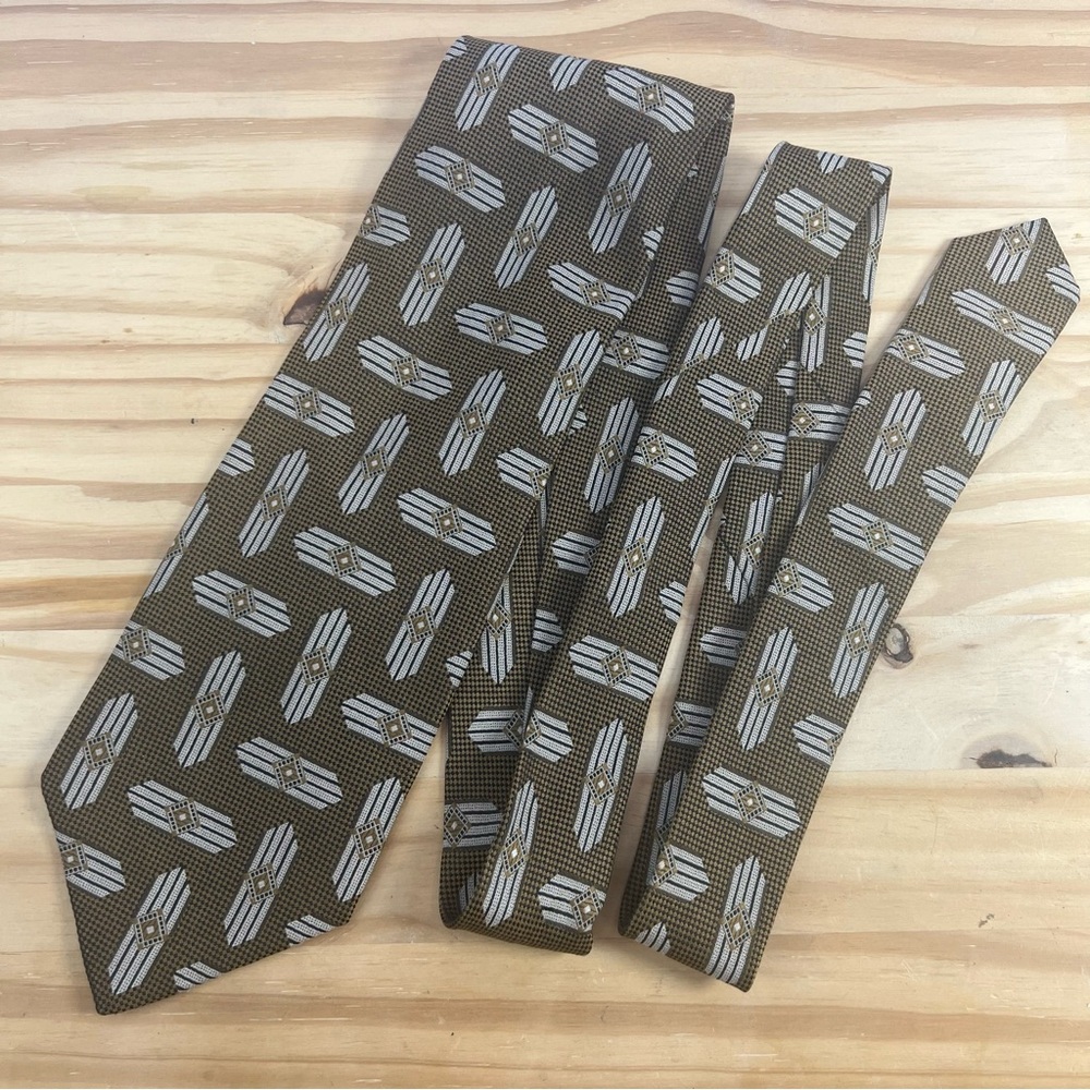 Giorgio Armani Olive Green Geometric Pattern Silk Tie